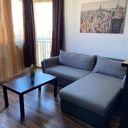 Nikola Apartament Segedyn